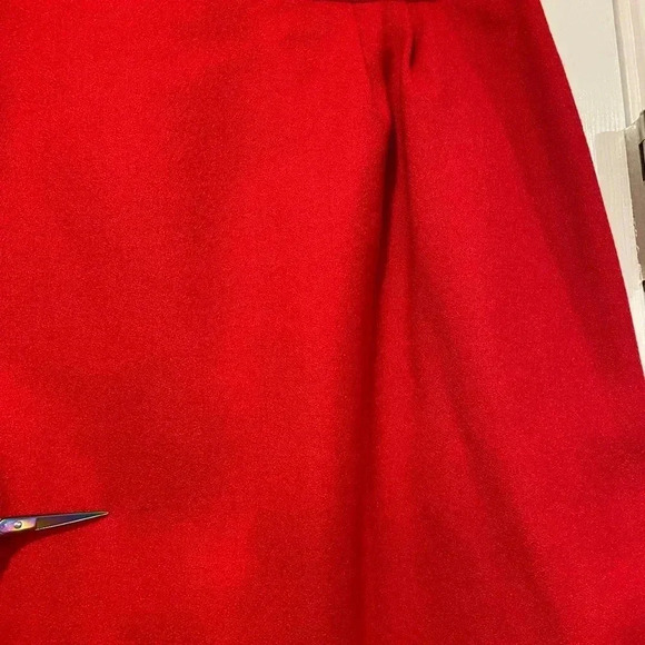 Red 100% Wool Knee Length Pencil Skirt Lined Pockets Zip Back Slit Size 14 - Picture 6 of 11